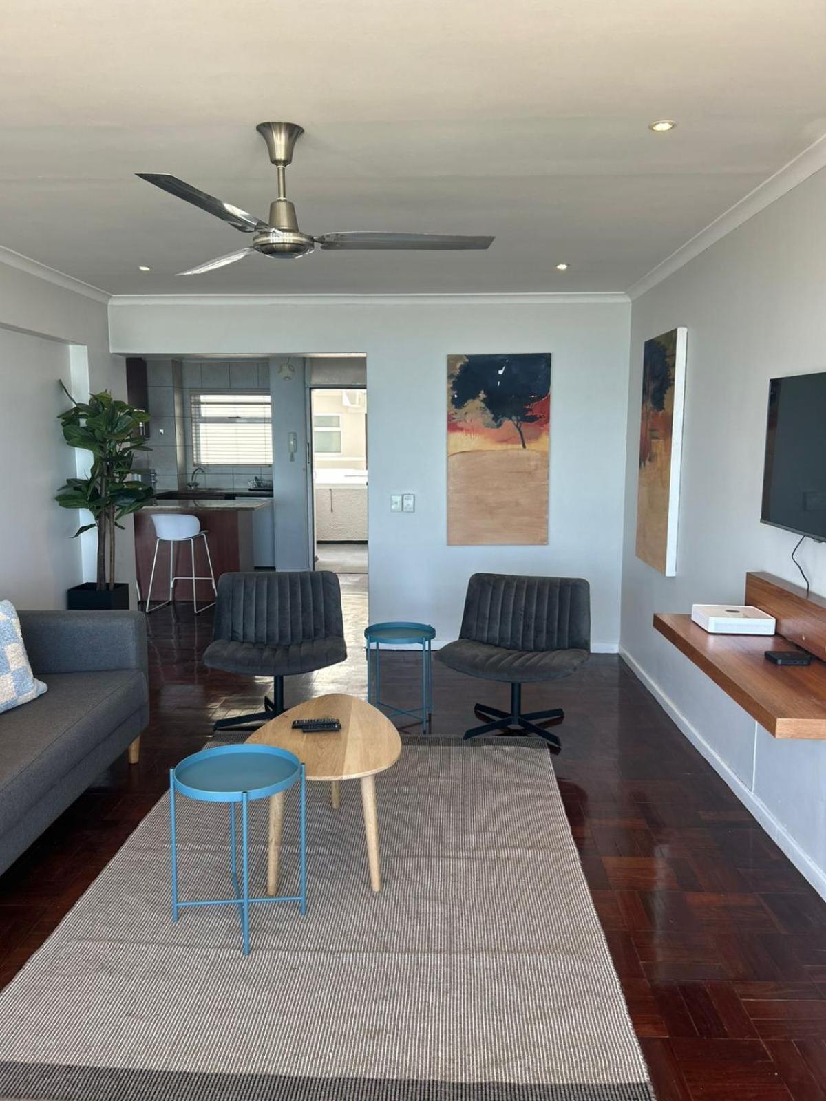 Mouilie Point 1 Bedroom With Sea Views And Pool Apartment *