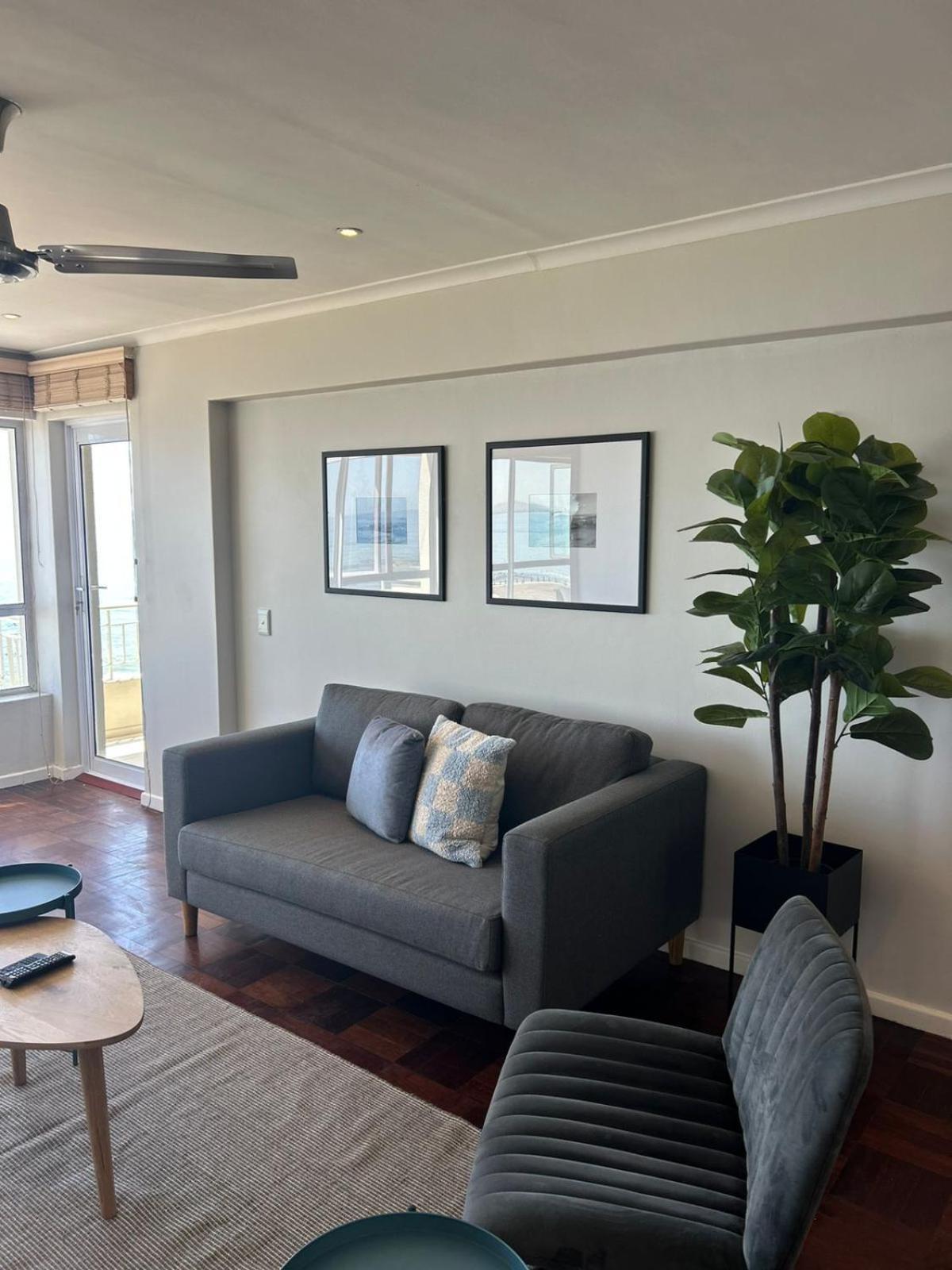 Mouilie Point 1 Bedroom With Sea Views And Pool