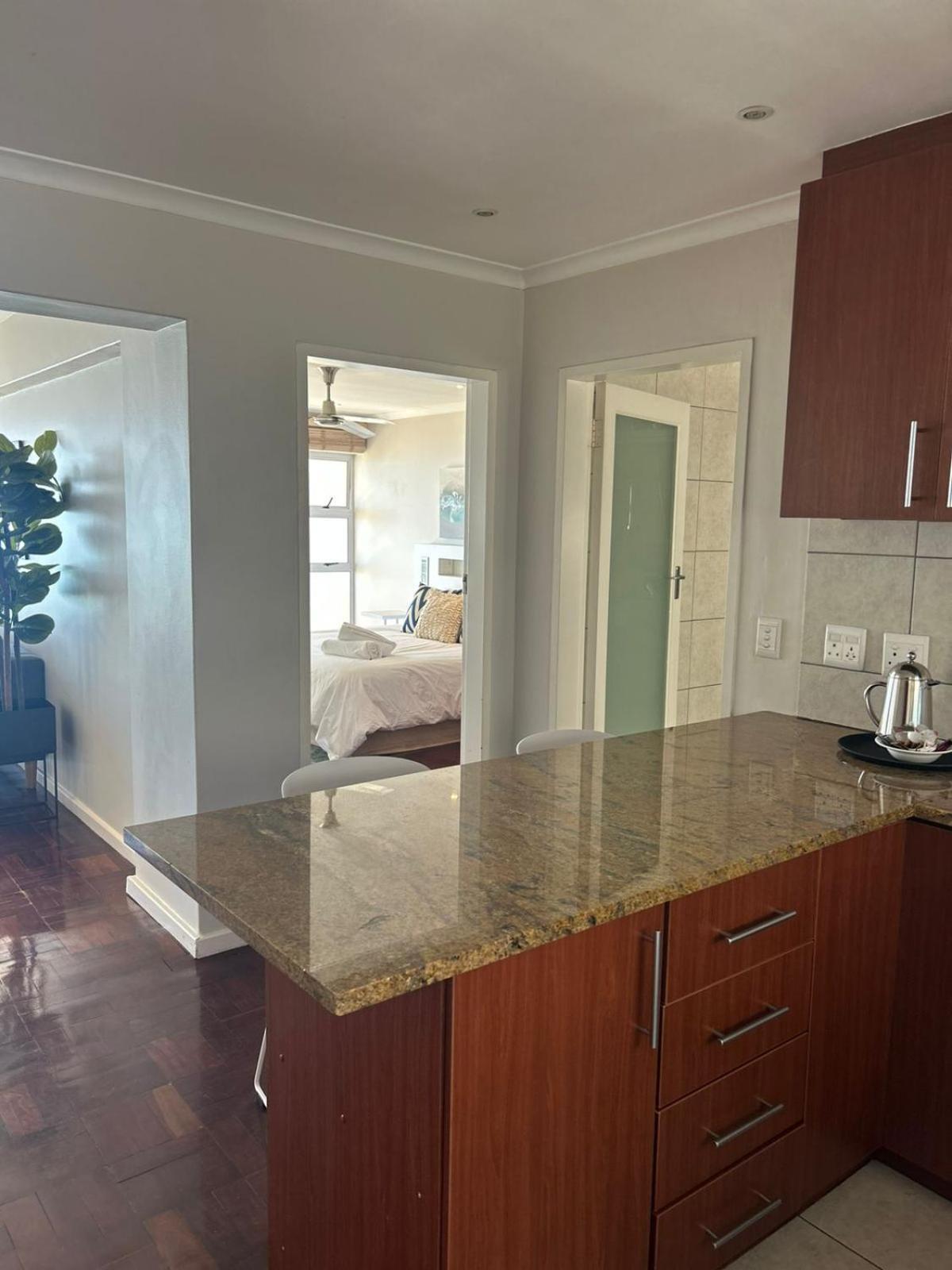 Mouilie Point 1 Bedroom With Sea Views And Pool Apartment *